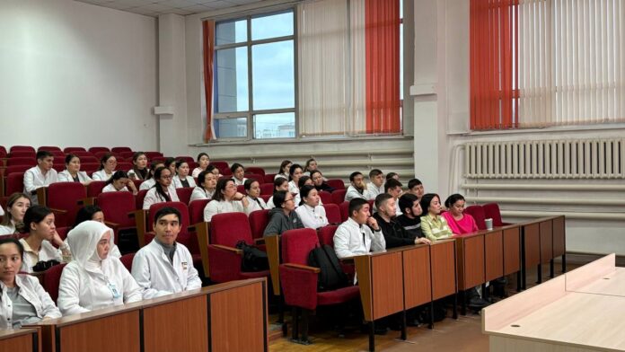 Выпускники